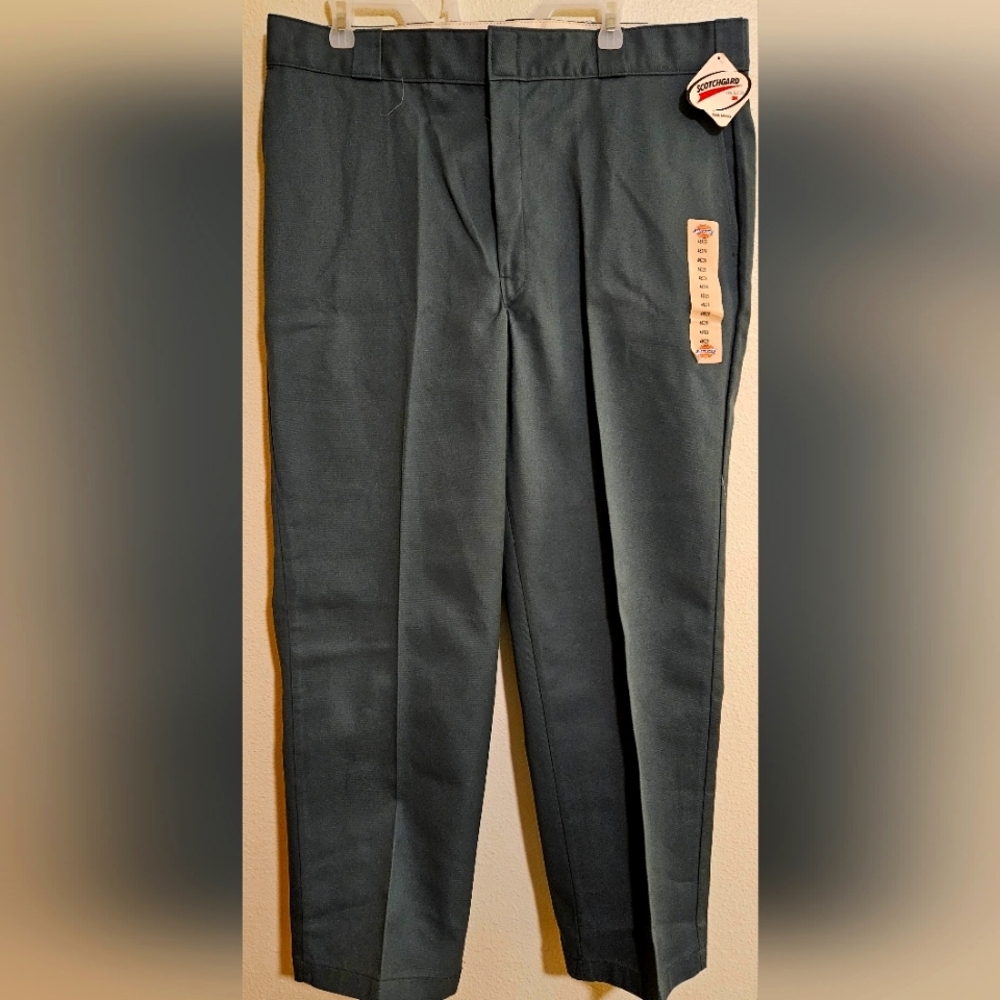 NWT Dickies Original 874 vintage work pants. SZ. 40X29 with scotchguard